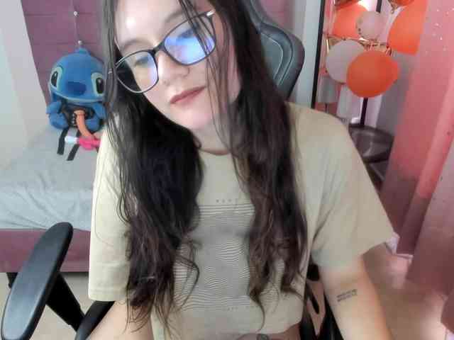 Alexandra_sg webcam