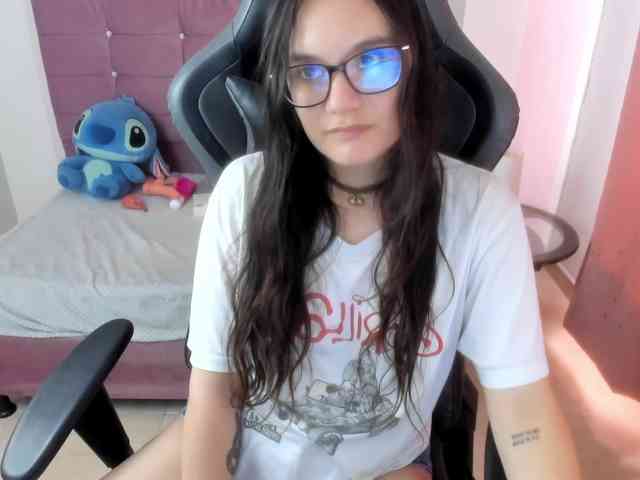 Alexandra_sg webcam