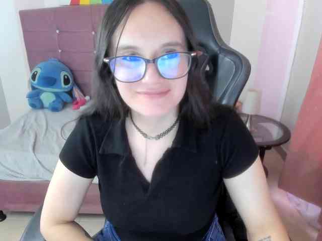 Alexandra_sg webcam