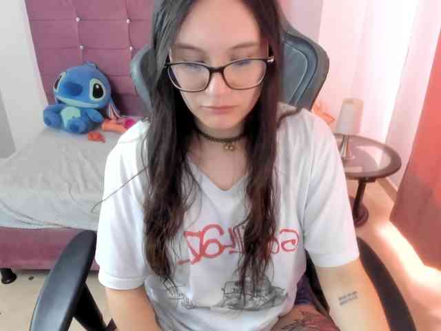 Alexandra_sg webcam