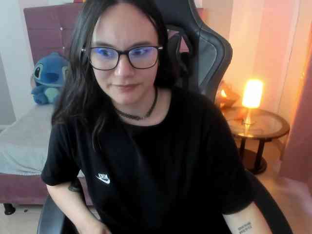 Alexandra_sg webcam