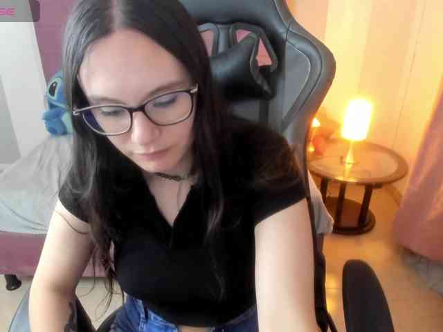 Alexandra_sg webcam
