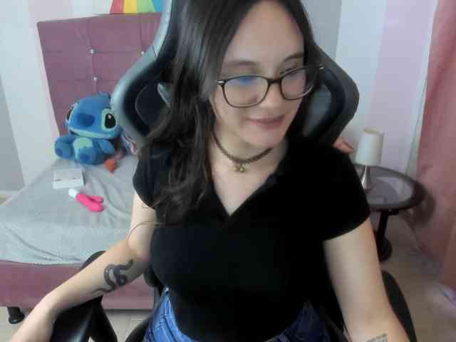 Alexandra_sg webcam