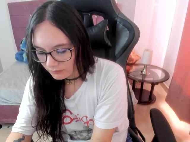 Alexandra_sg webcam