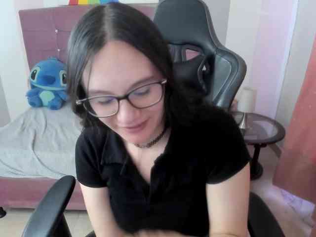 Alexandra_sg webcam