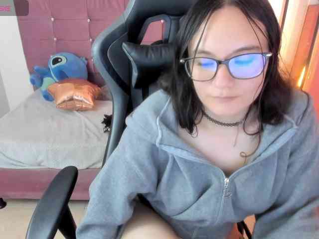 Alexandra_sg webcam