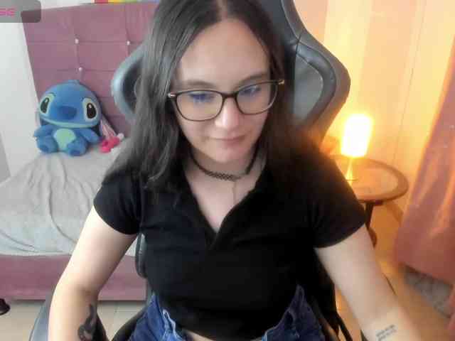 Alexandra_sg webcam