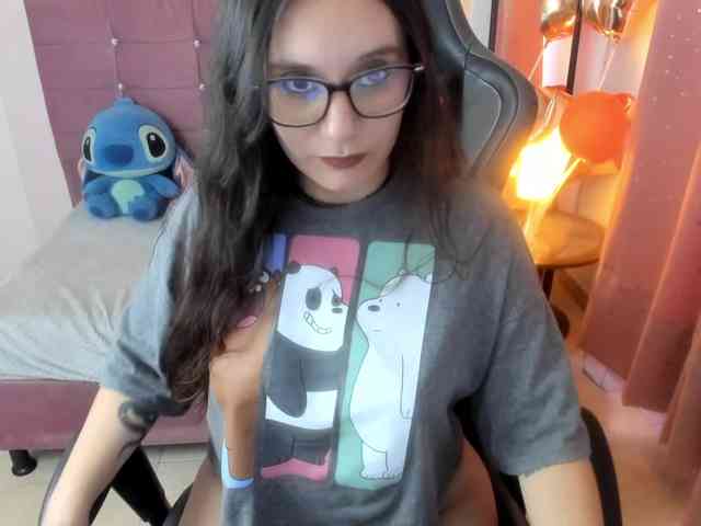 Alexandra_sg webcam