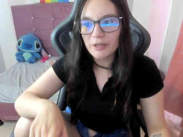 Alexandra_sg webcam