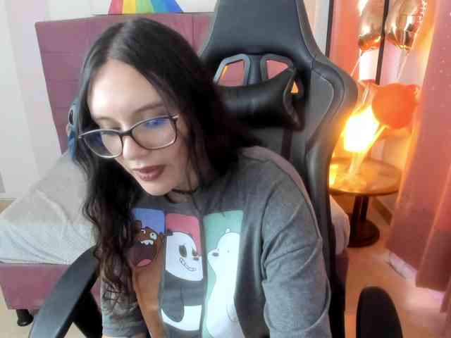 Alexandra_sg webcam