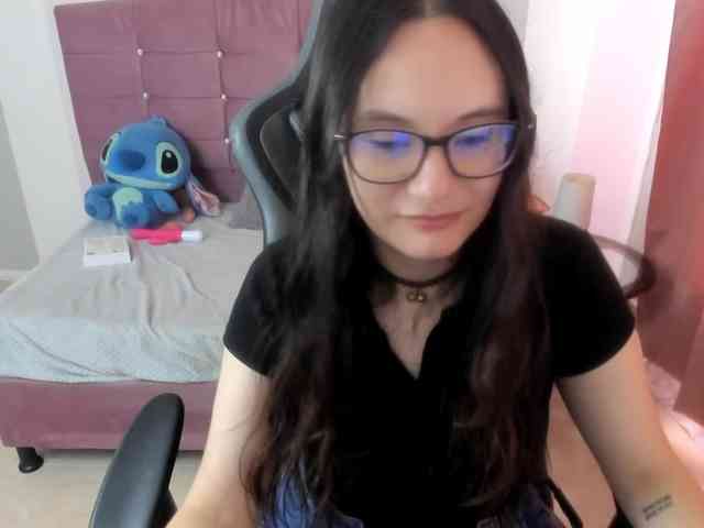 Alexandra_sg webcam