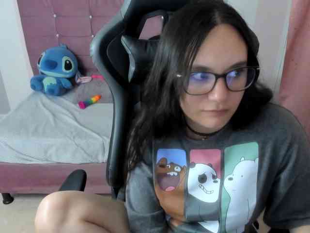 Alexandra_sg webcam