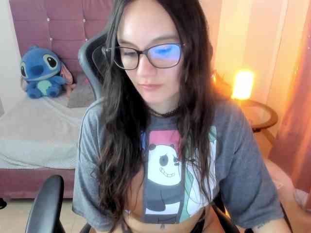 Alexandra_sg webcam