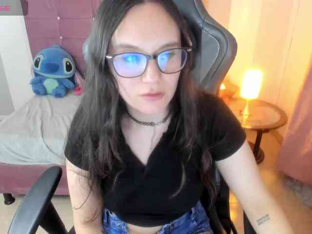 Alexandra_sg webcam
