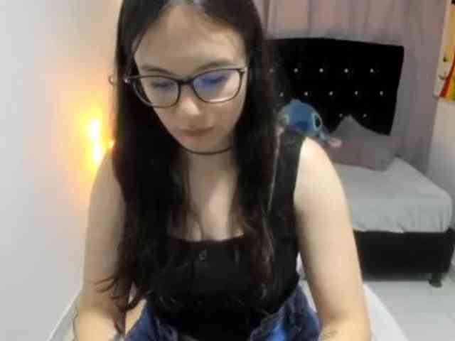 Alexandra_sg webcam