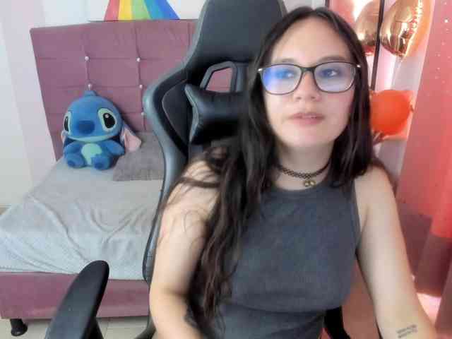 Alexandra_sg webcam