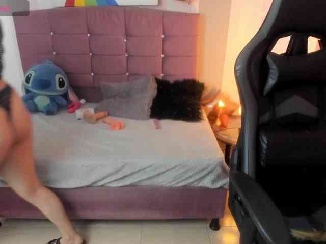 Alexandra_sg webcam