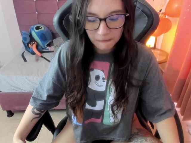 Alexandra_sg webcam