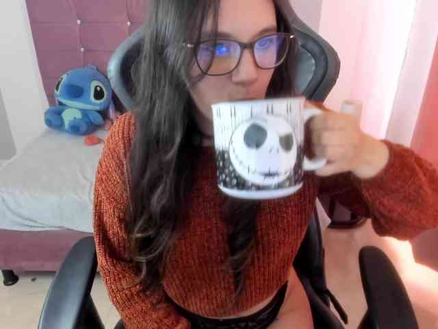 Alexandra_sg webcam