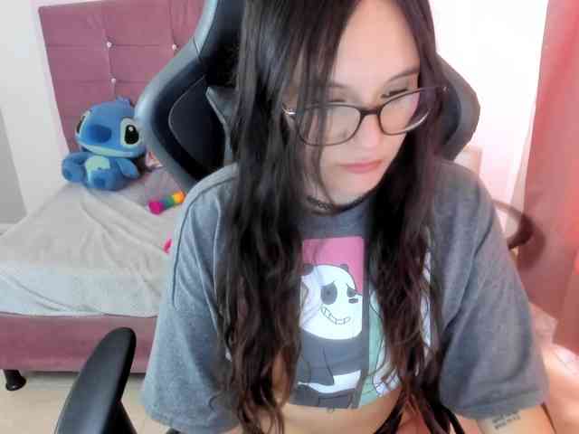 Alexandra_sg webcam