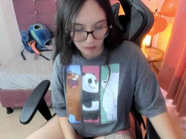 Alexandra_sg webcam
