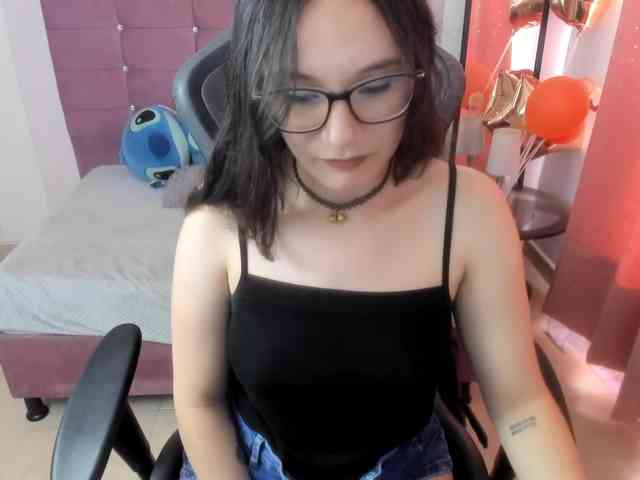 Alexandra_sg webcam