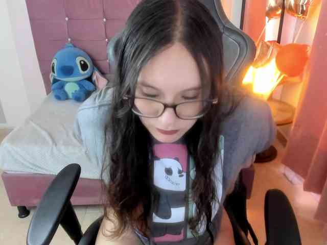 Alexandra_sg webcam