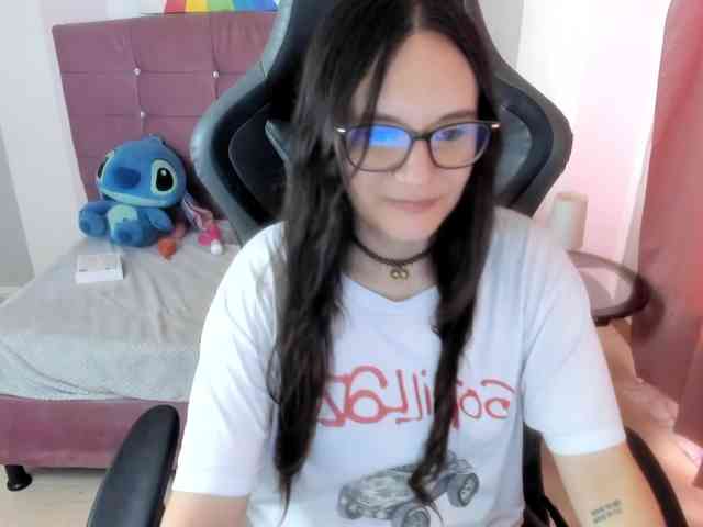 Alexandra_sg webcam