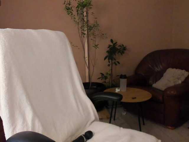 kaylalaine1 live cam on BongaCams