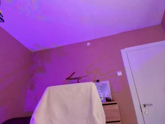 kaylalaine1 live cam on BongaCams