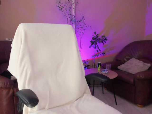 kaylalaine1 live cam on BongaCams