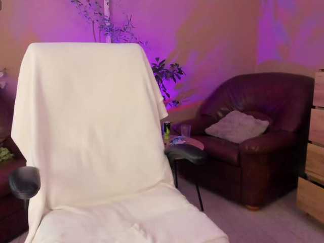 kaylalaine1 live cam on BongaCams