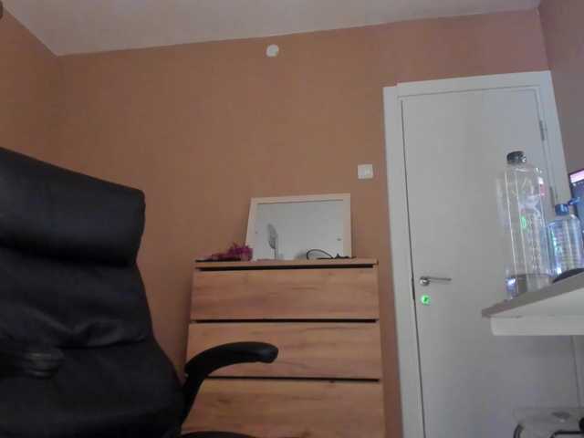 kaylalaine1 live webcam show