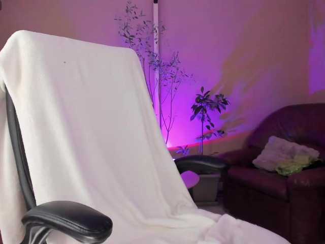 kaylalaine1 live cam on BongaCams