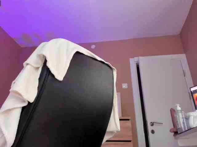 kaylalaine1 webcam