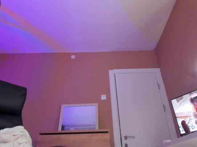 kaylalaine1 webcam
