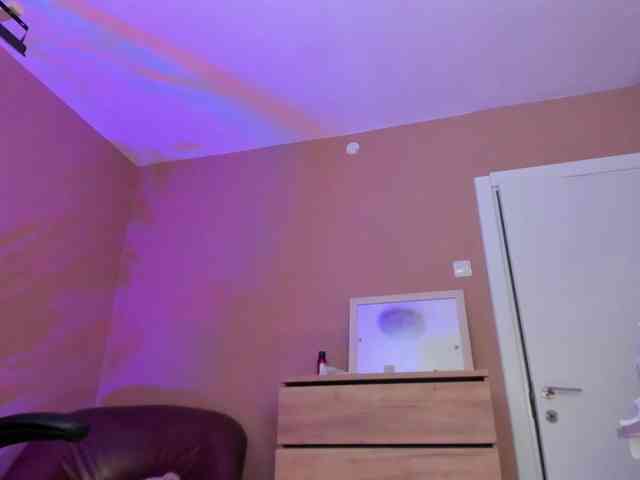kaylalaine1 webcam