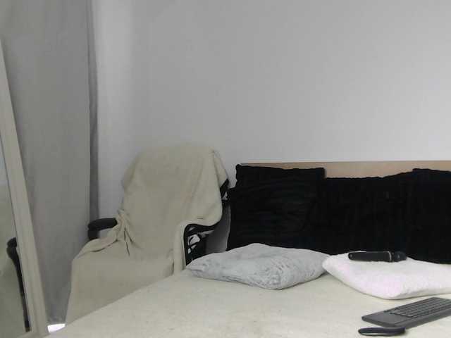 ArtLove13 live cam on BongaCams