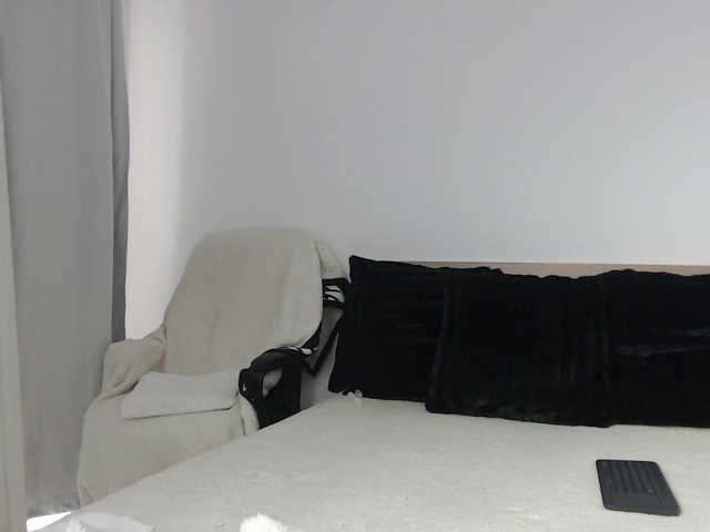 ArtLove13 live cam on BongaCams
