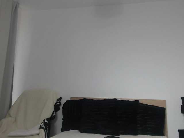 ArtLove13's BongaCams show and profile