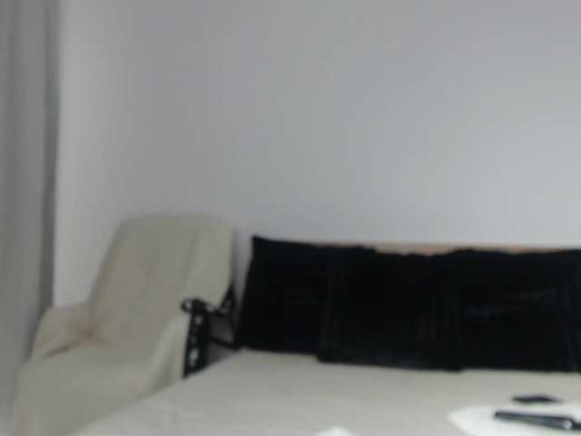 ArtLove13 live cam on BongaCams