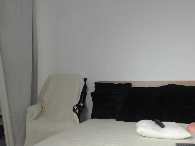 ArtLove13 live cam on BongaCams