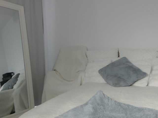ArtLove13 live cam on BongaCams