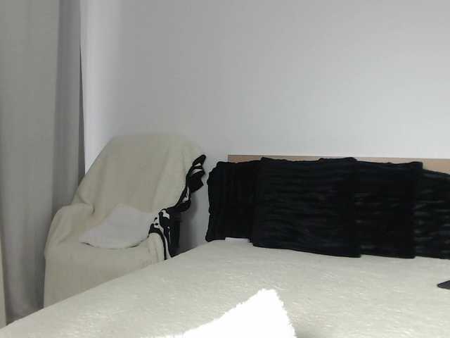 ArtLove13's BongaCams show and profile