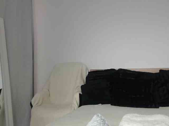 ArtLove13 webcam