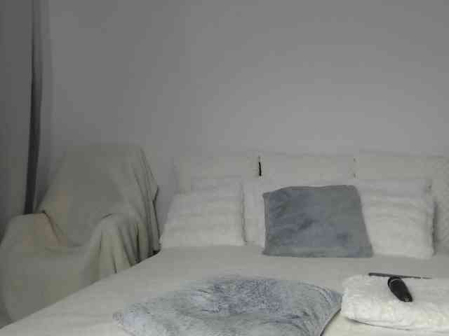 ArtLove13 webcam