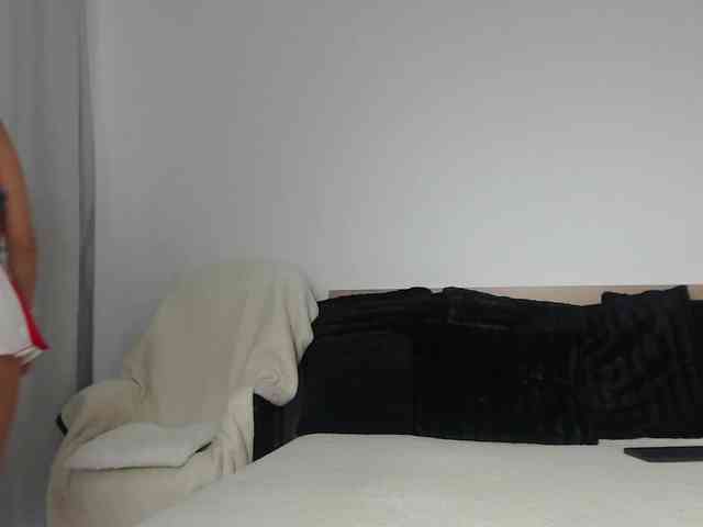 ArtLove13 webcam
