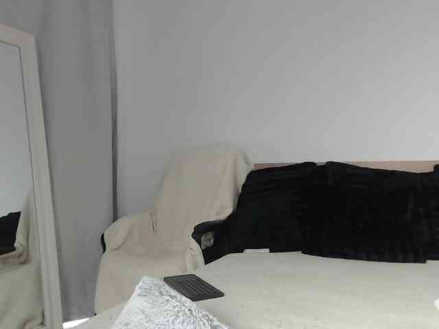 ArtLove13 webcam