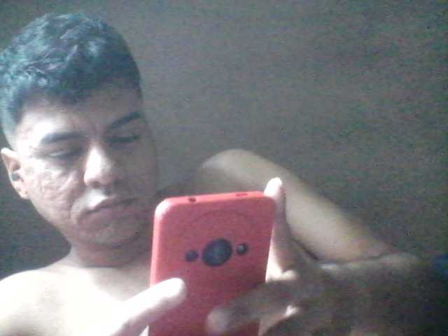 Luishairy25
