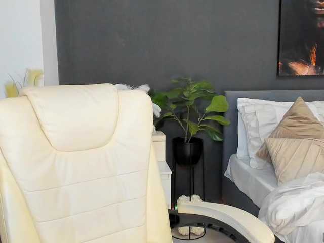 SoniaRey live cam on BongaCams